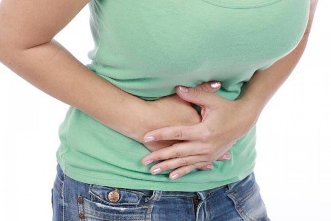 Dolor abdominal por presencia de parásitos en el cuerpo.